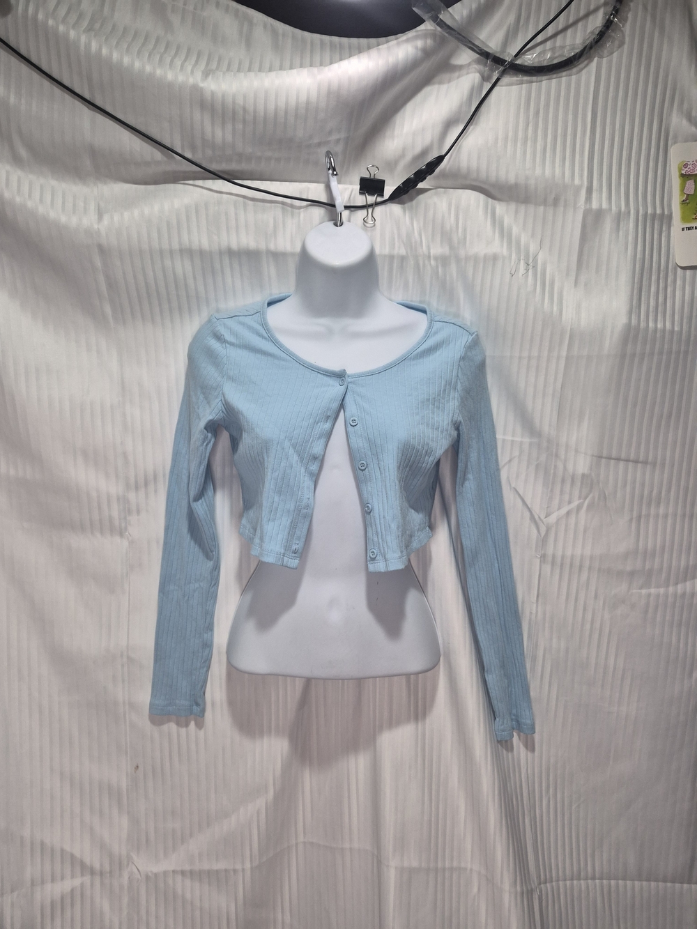Light Blue Long-Sleeve Ribbed Button Crop Top - Women Size 4